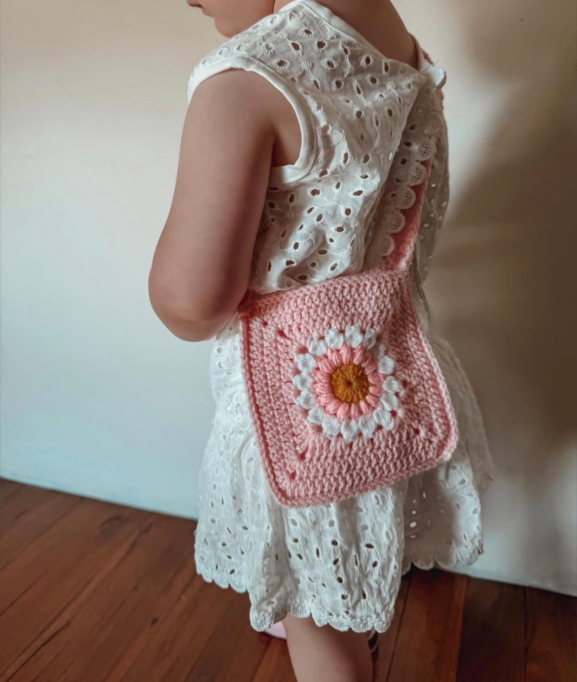 Crochet Daisy Bag