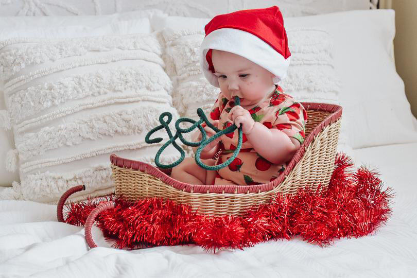 Knitted Joy Decor