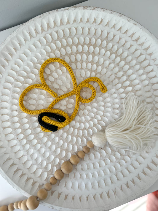 Knitted Bee