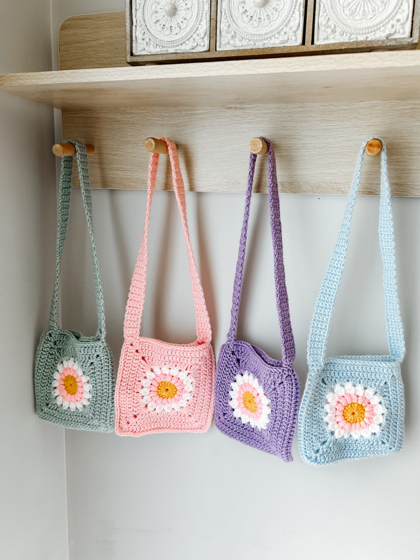 Crochet Daisy Bag