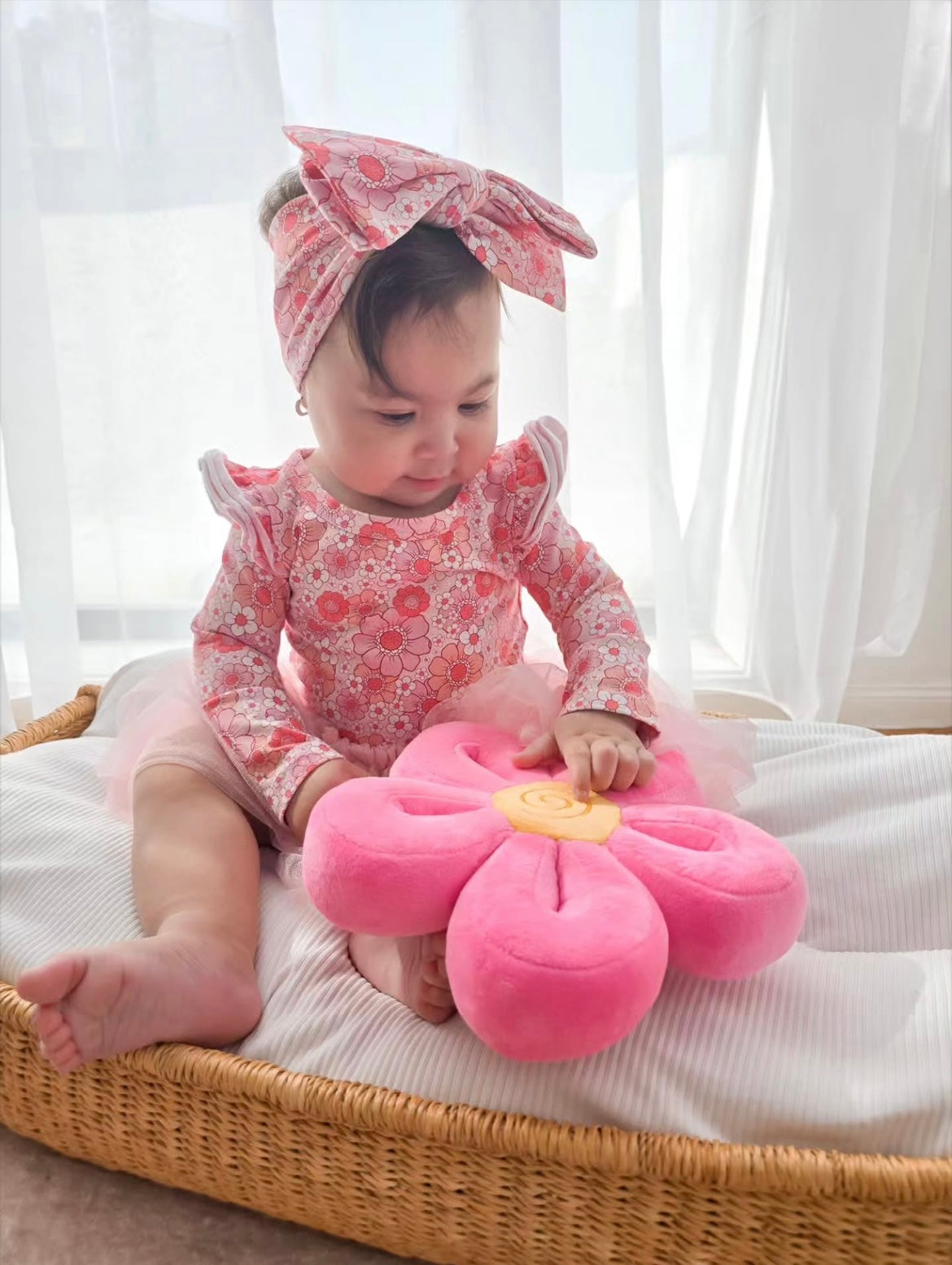 Exclusive Daisy Cushion