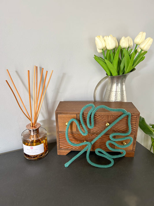 Knitted Monstera Leaf