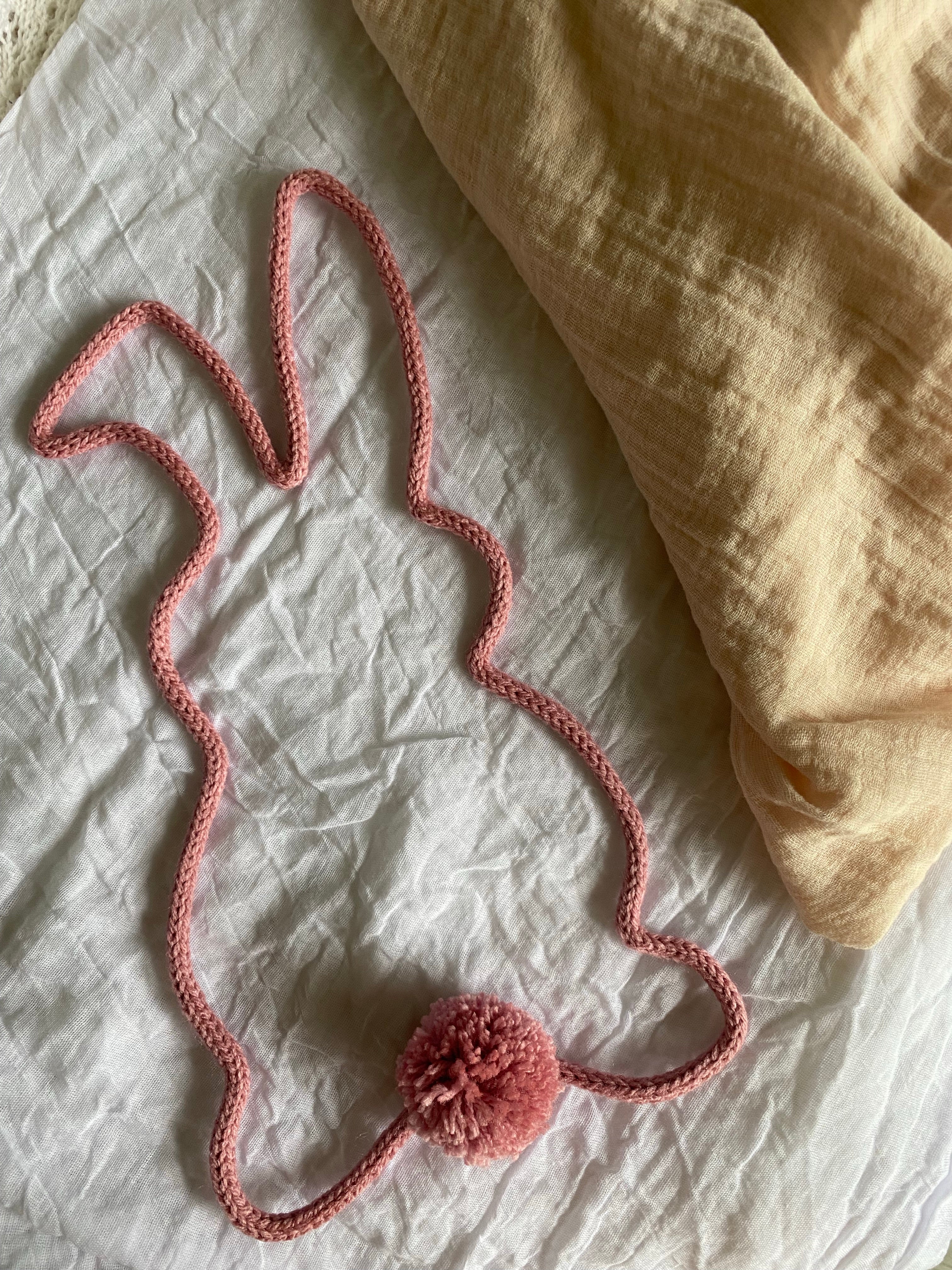 Knitted Bunny – Loops and Lace