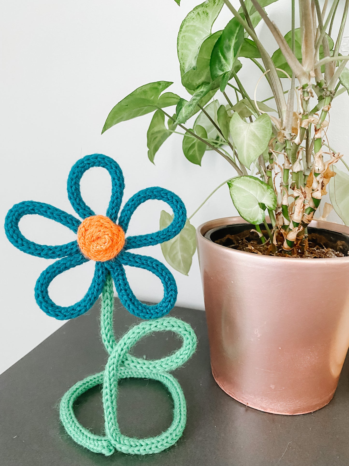 Knitted Standup Flowers